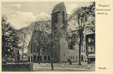 74 Gezicht op de Oranjekerk (Amsterdamsestraatweg 441A) te Zuilen.N.B. Dit gedeelte van de Amsterdamsestraatweg is per ...